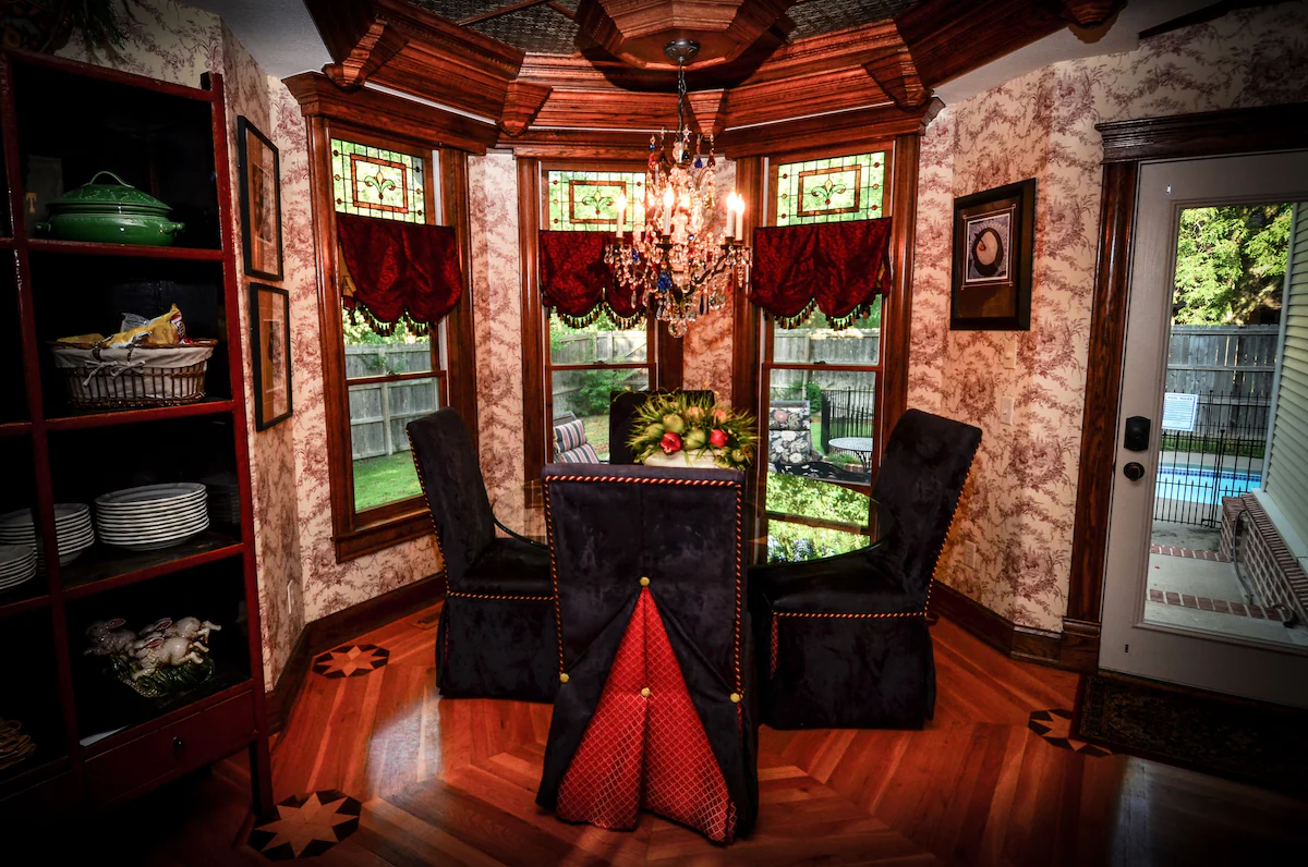 The Victoria B & B