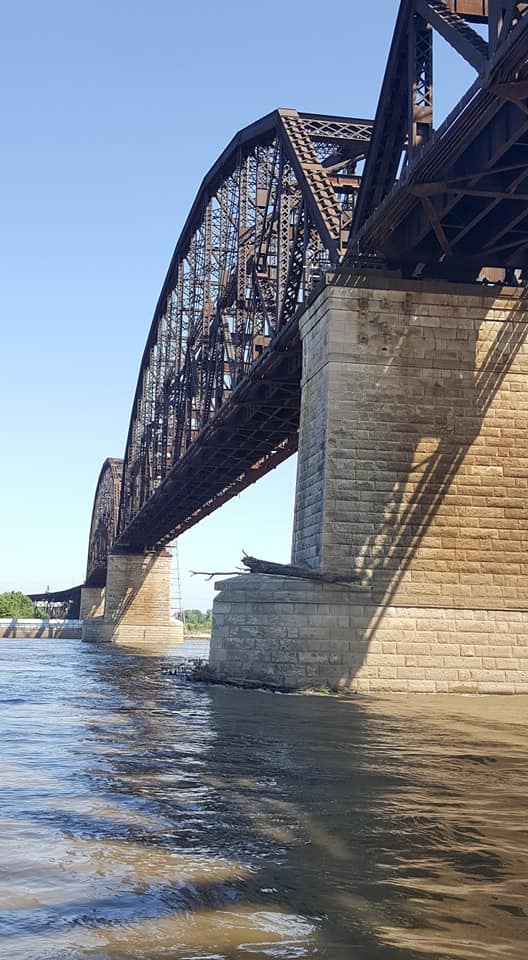 Gateway Arch Riverboat