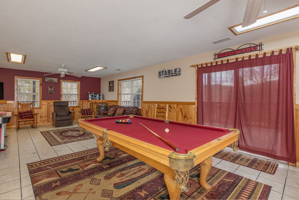 Bearadise Lodge in Pigeon Forge